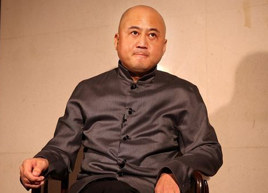 演员方清平与小巷美食店的奇遇