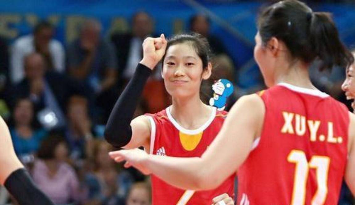 今日女排朱婷闪耀赛场，实力铸就传奇辉煌比赛！